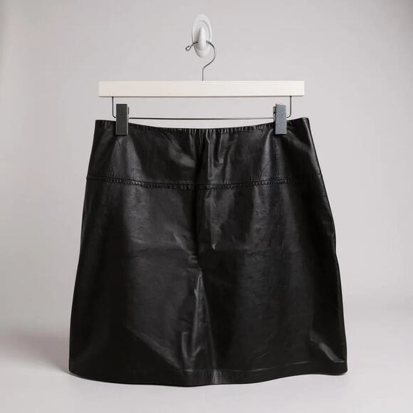 Cache Vintage Leather Mini Skirt Zig Zag Detailing in Black - Size 6 - Picture 1 of 7